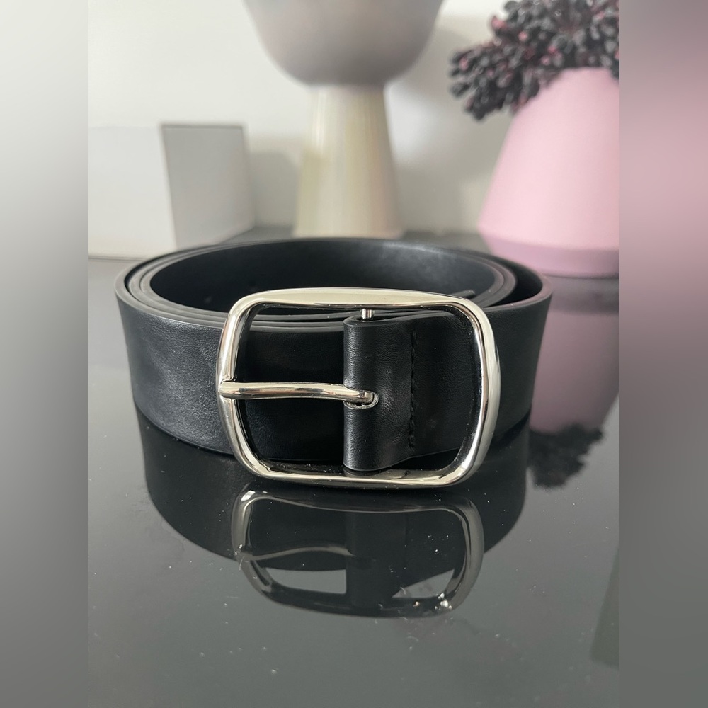 Classic Black Leather Women’s Belt with Silver Buckle